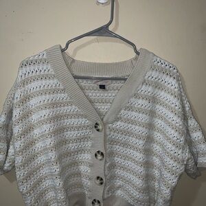 Universal Thread Cream Button-Front Knit Top | Size L